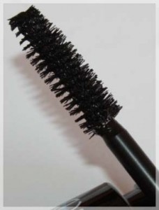 catricelashestokillwaterproofmascara2