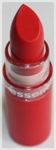 essencealmostfamouslippenstift2