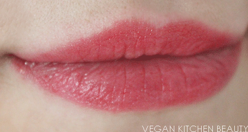 catriceultimateshinegellipcolour020redorbad3