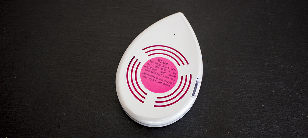beautyblender-blotterazzi-1 Blotterazzi by Beautyblender - "Aber er war doch so teuer..." beautyblender-blotterazzi-3 Blotterazzi by Beautyblender - "Aber er war doch so teuer..." beautyblender-blotterazzi-4 Blotterazzi by Beautyblender - "Aber er war doch so teuer..."