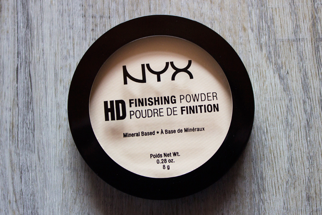 nyx-hd-banana-finishing-powder-1