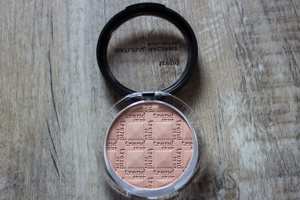 trend-it-up-natural-radiant-highlighter-2