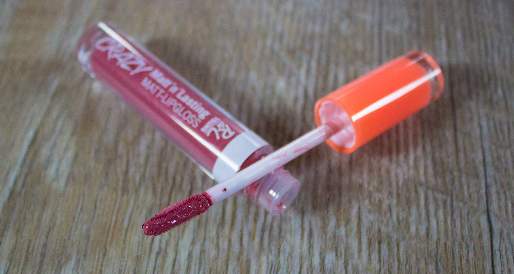rival-de-loop-matt-lasting-lip-gloss-trendsetter-3