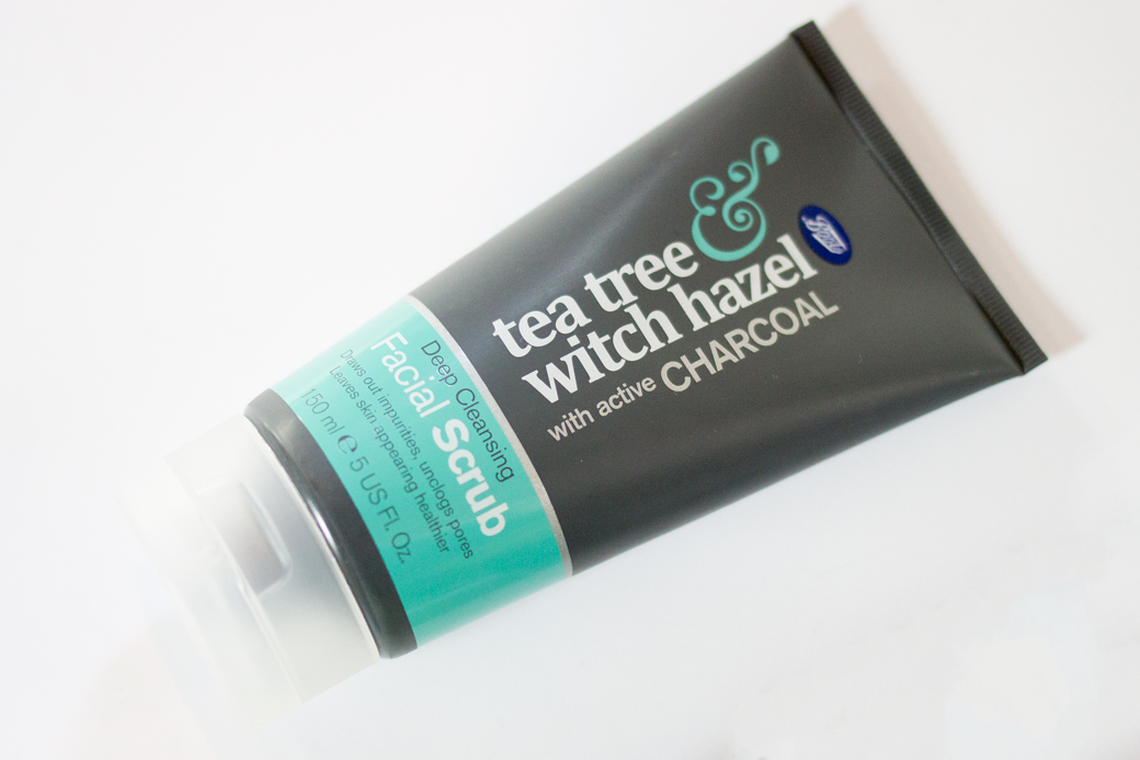 boots-facial-scrub-tea-tree-witch-hazel-active-charcoal-1