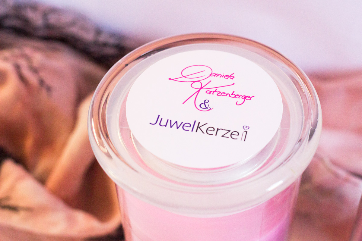 juwelkerze-daniela-katzenberger-magische-eisblume-vanilla-dreams-1 Juwelkerze - Schmuck in jeder Kerze juwelkerze-daniela-katzenberger-magische-eisblume-vanilla-dreams-2 Juwelkerze - Schmuck in jeder Kerze juwelkerze-daniela-katzenberger-vanilla-dreams-1 Juwelkerze - Schmuck in jeder Kerze juwelkerze-daniela-katzenberger-vanilla-dreams-2 Juwelkerze - Schmuck in jeder Kerze