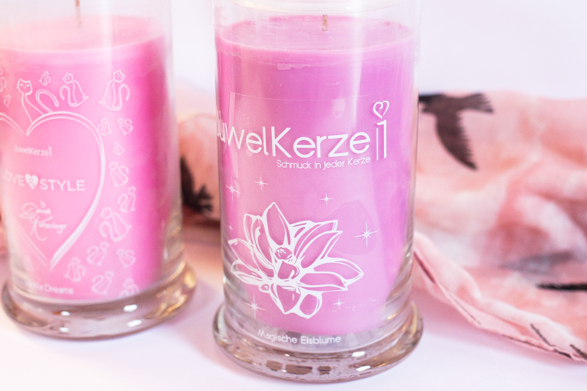 juwelkerze-daniela-katzenberger-magische-eisblume-vanilla-dreams-1 Juwelkerze - Schmuck in jeder Kerze juwelkerze-daniela-katzenberger-magische-eisblume-vanilla-dreams-2 Juwelkerze - Schmuck in jeder Kerze juwelkerze-daniela-katzenberger-vanilla-dreams-1 Juwelkerze - Schmuck in jeder Kerze juwelkerze-daniela-katzenberger-vanilla-dreams-2 Juwelkerze - Schmuck in jeder Kerze juwelkerze-magische-eisblume-1 Juwelkerze - Schmuck in jeder Kerze