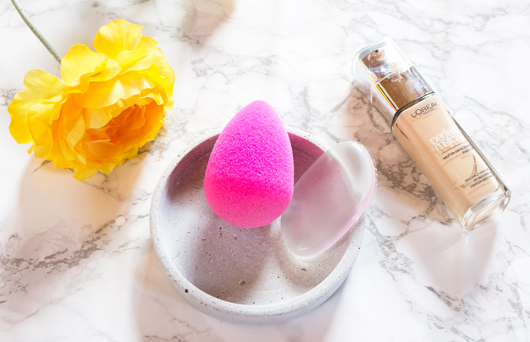 Silisponge & Beautyblender vor der Anwendung